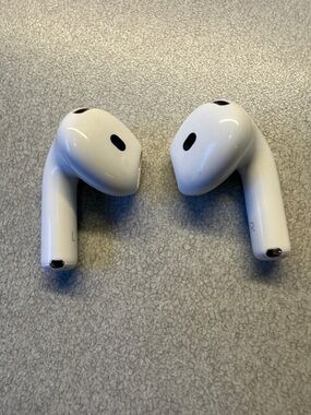 Apple AirPods 4 Wireless Earbuds